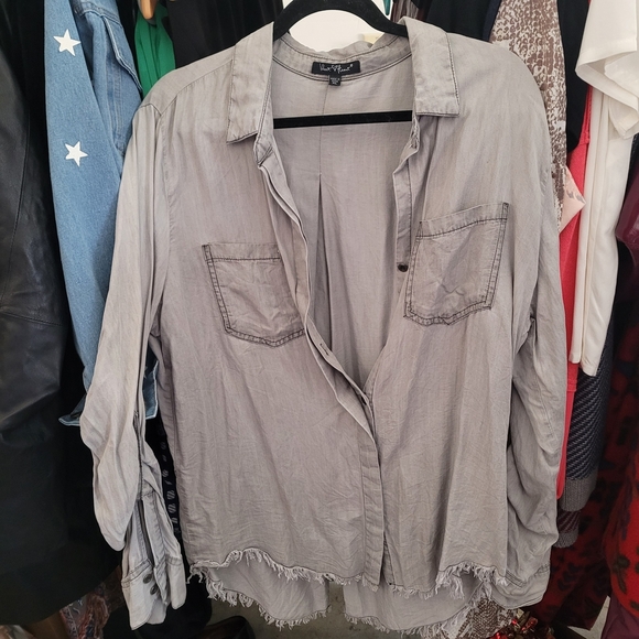 Velvet Heart Tops - Velvet Heart Light Gray Button-Down Shirt XL lightweight Denim Style New